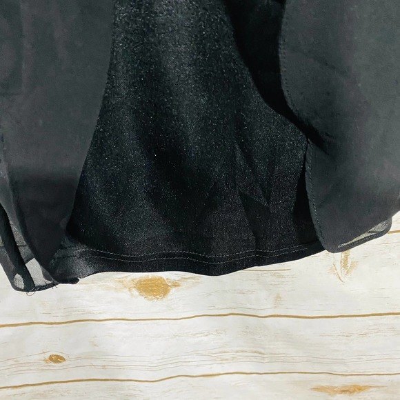 Pins & Needles women's black v neck cut out front design mini dress size 6 - Picture 6 of 7